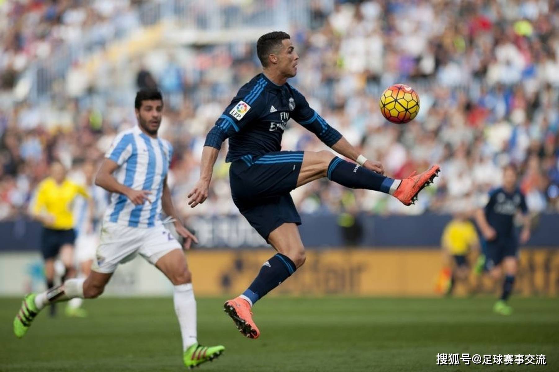 沃尔夫斯堡客场逆转胜利,取得宝贵三分的简单介绍 沃尔夫斯堡客场逆转胜利,取得宝贵三分的简单介绍