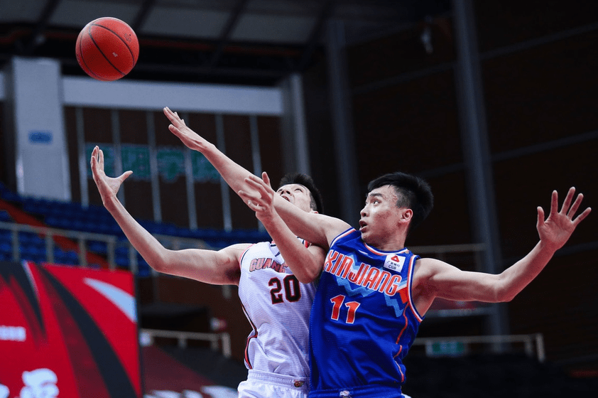 爱游戏官网-强强对话带来的精彩对决令人心潮澎湃的简单介绍