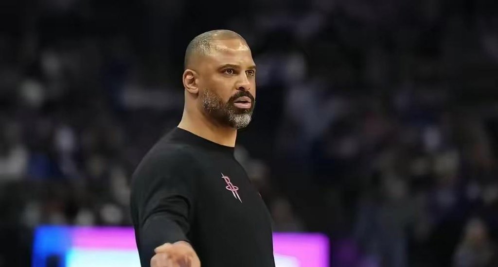 美国球员获得亚洲锦标赛最有价值球员奖 美国球员获得亚洲锦标赛最有价值球员奖