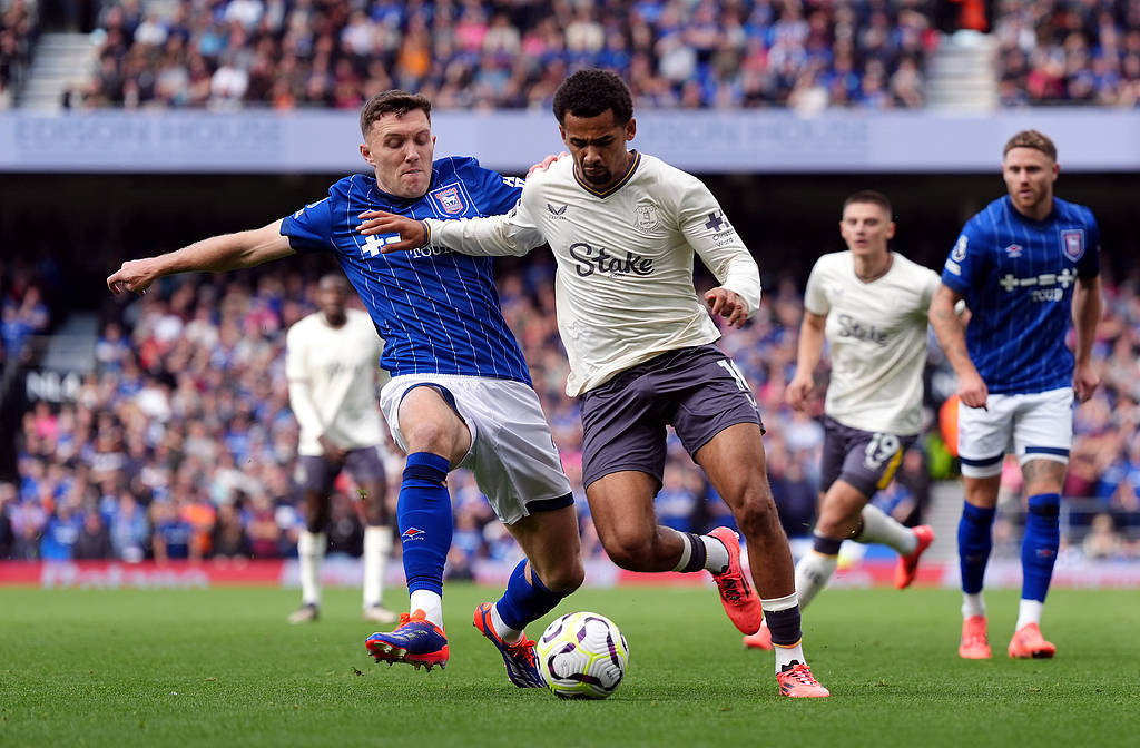 纽卡斯尔联客场惨败,保级考验愈发严峻的简单介绍 纽卡斯尔联客场惨败,保级考验愈发严峻的简单介绍